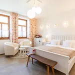 Apartment U Starenky *