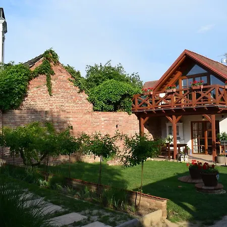 U Stařenky Dolní Bojanovice